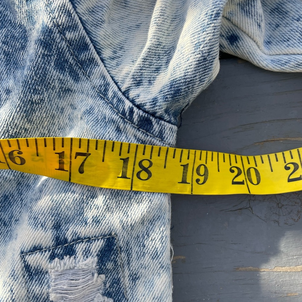 Jean Jacket - Picture 11 of 11